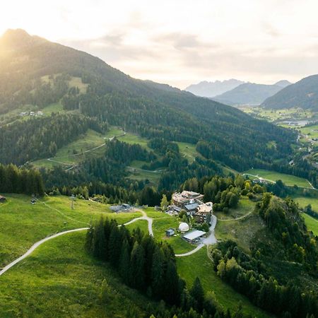 Holzhotel Forsthofalm Leogang Exteriör bild