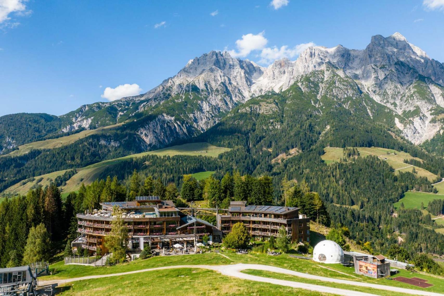 Holzhotel Forsthofalm Leogang Exteriör bild