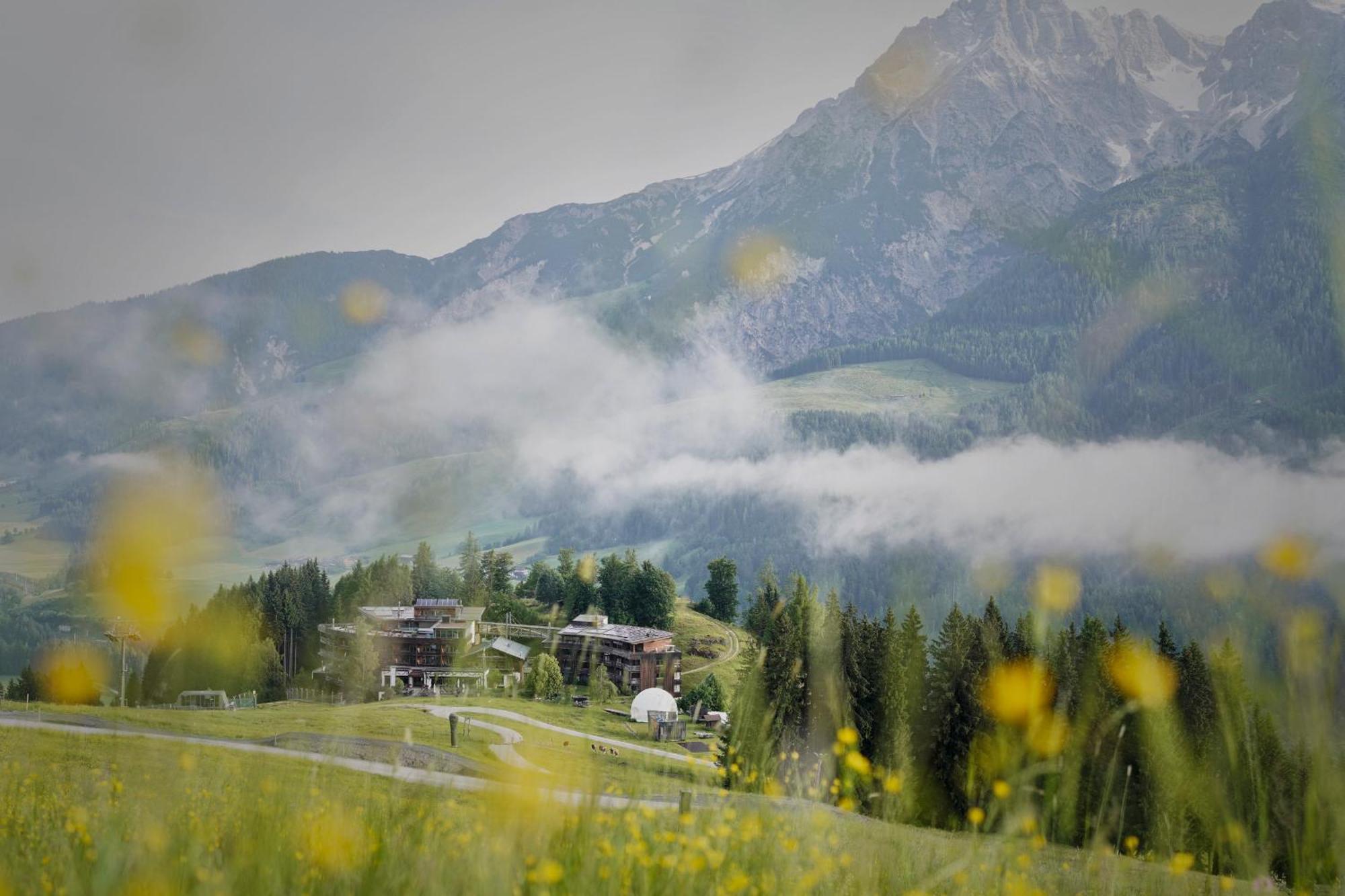 Holzhotel Forsthofalm Leogang Exteriör bild
