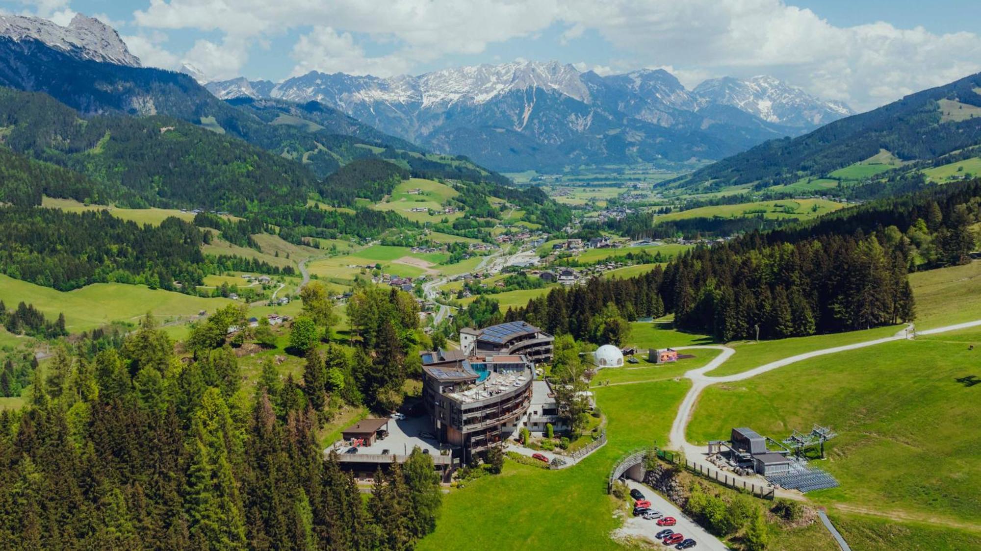Holzhotel Forsthofalm Leogang Exteriör bild
